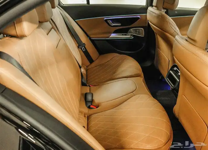 مرسيدس E-450 2025 جديد أصفار بسسعررر مناسب 8