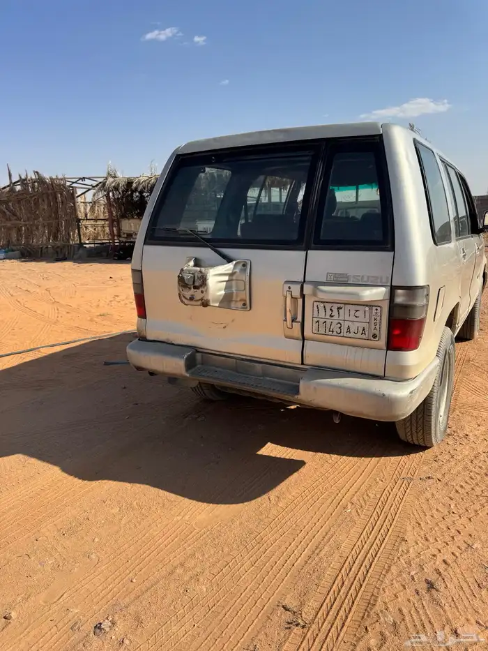 جيب ايسوزو 2001 حد بيع 7000 2