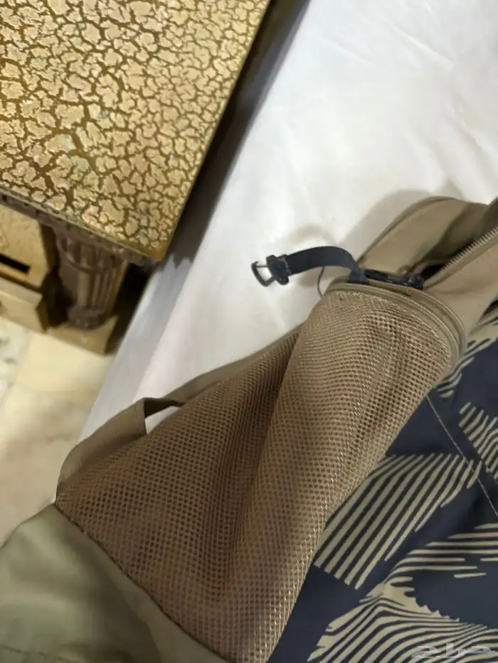 شنطة مدرسة أصلية للبيع 0
