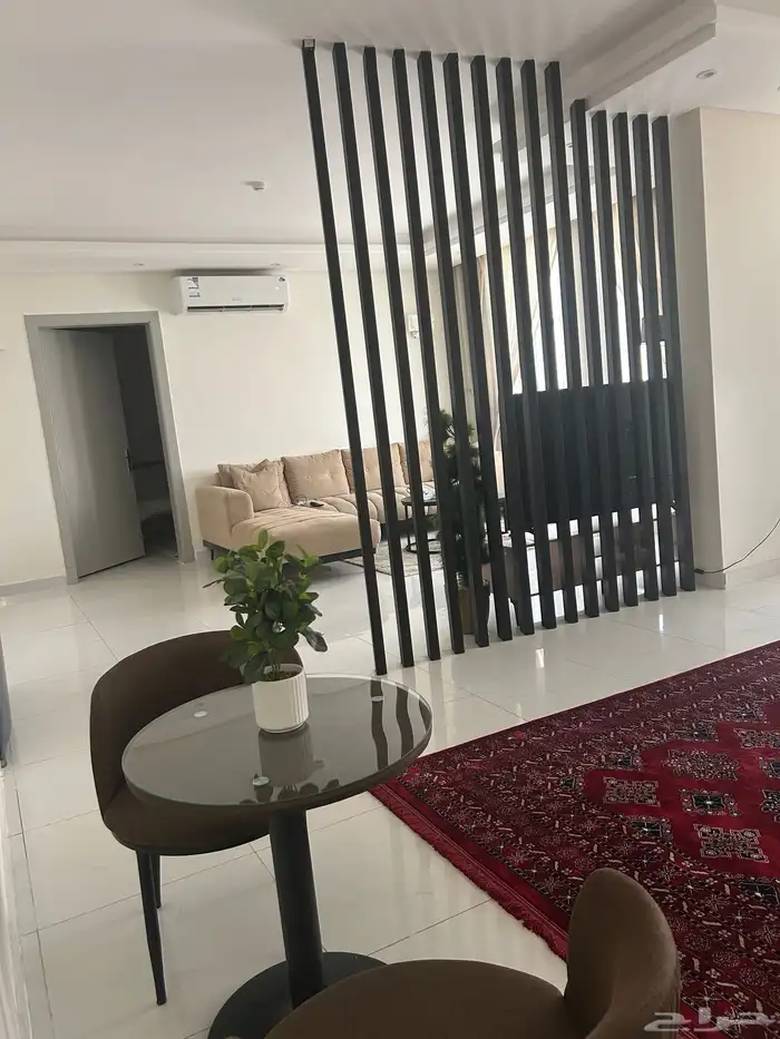 شقه للايجار الشهري حي عكاظ 1