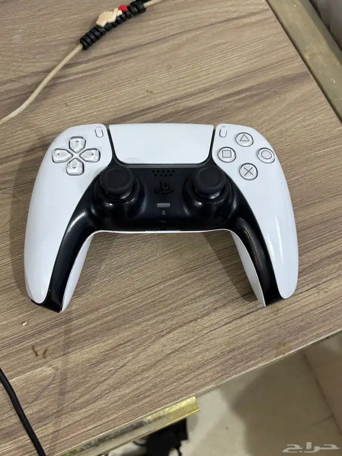 سوني 5 بحاله ممتازة 1