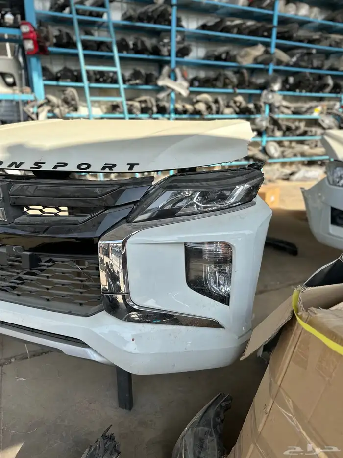 وجهيه مستوبيشي L200 من موديل 2020 لين 2023 2