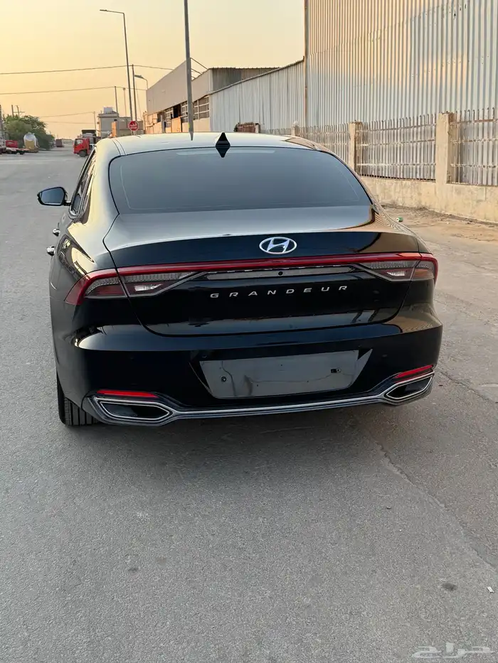 ازيرا 2023 بنزين 4
