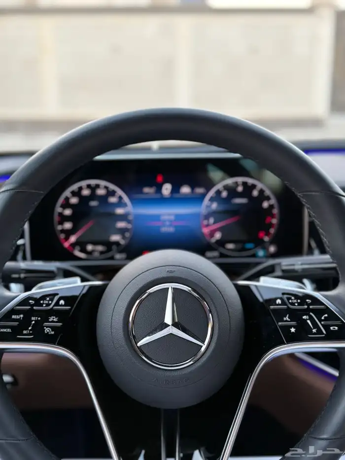 مرسيدس - 2024 - E300 - نظيف جدا 30