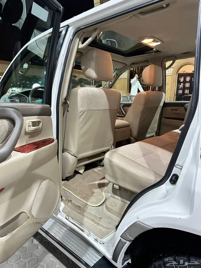 لاندكروزر 2004 GXR 2 فتحة . ( النادر ) 11