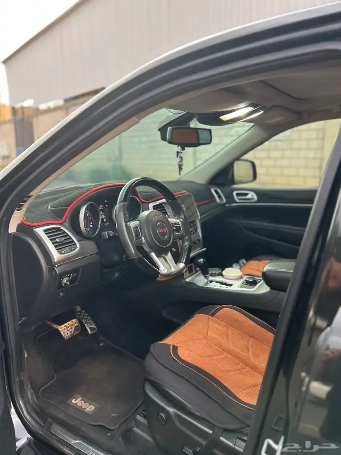 جراند شيروكي SRT 2013 6.4 6