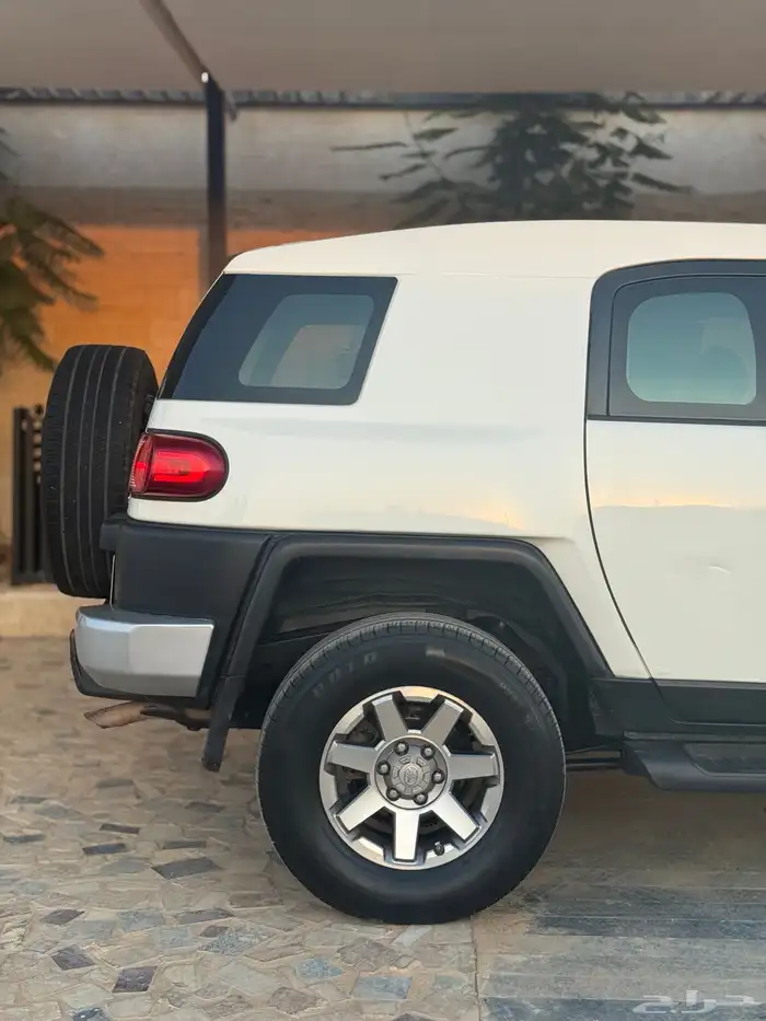 اف جي 2014 عبداللطيف جميل ( ثاني مالك ) 18