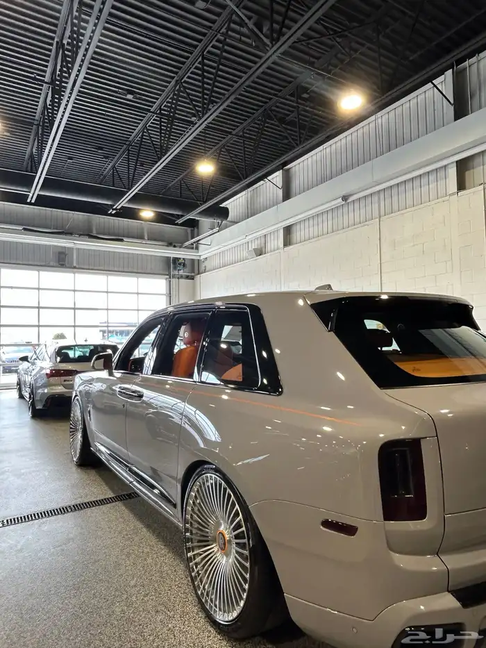 رولز رويس كولينان Rolls royes cullinan 2023 3