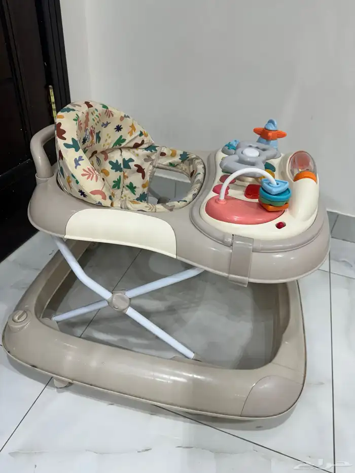 مشاية اطفال 1