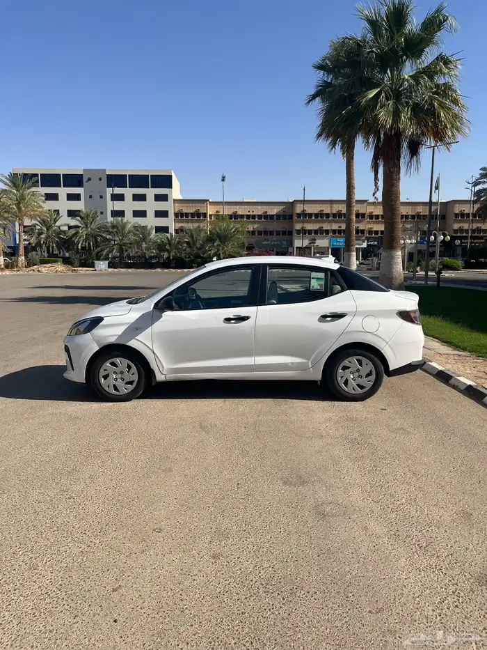 i10 2
