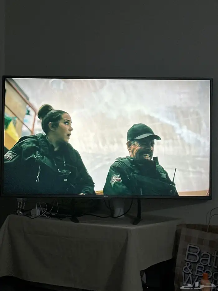 شاشة LG ذكية 4k سمارت 55 بوصة للبيع ( لا يوجد عيوب ) 4