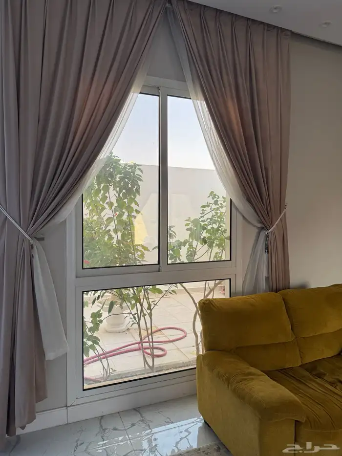 للبيع شباك و باب و ستائر 2