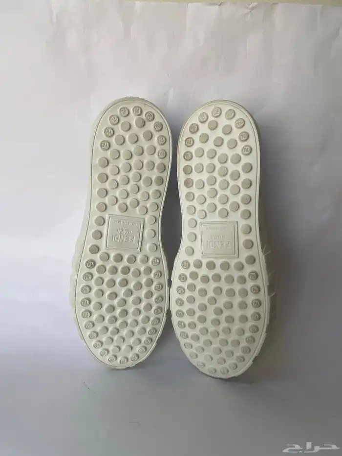 حذاء سنكرز فندي مقاس 44 Fendi Sneakers size 44 8