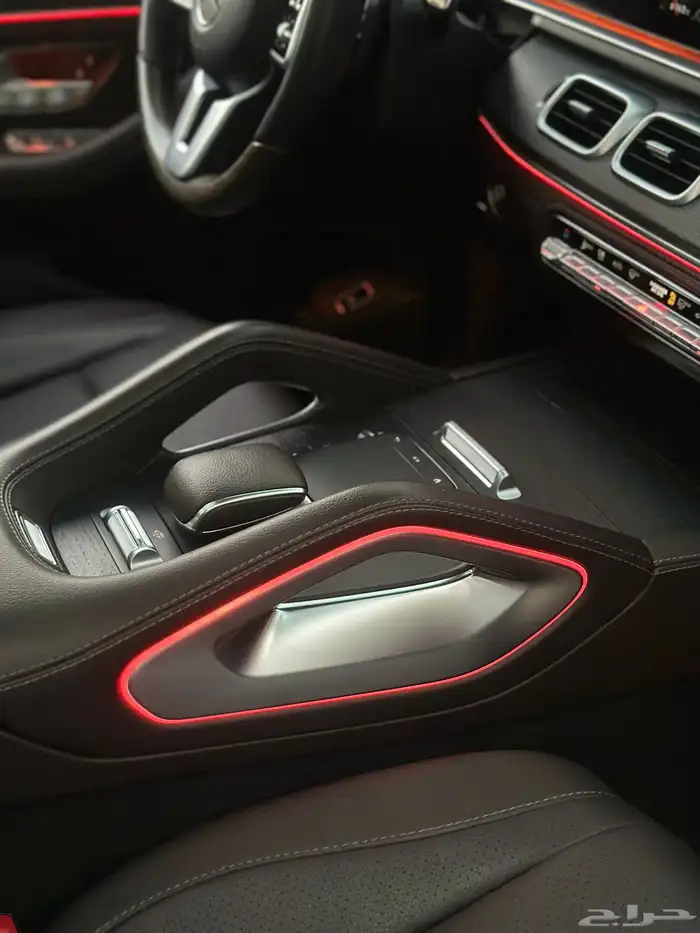 مرسيدس GLE450 موديل 2021 ماشي 81 الف بدي وكاله 37