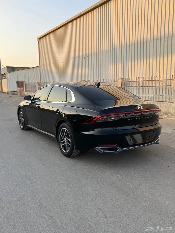 ازيرا 2023 بنزين 5