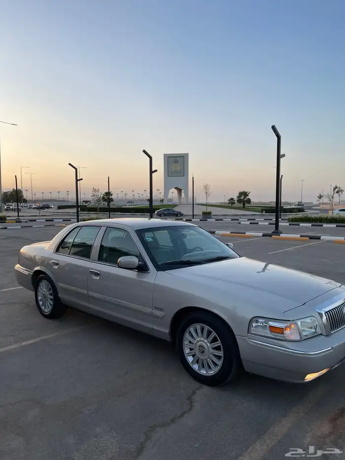 فورد ماركيز ليمتيد 18