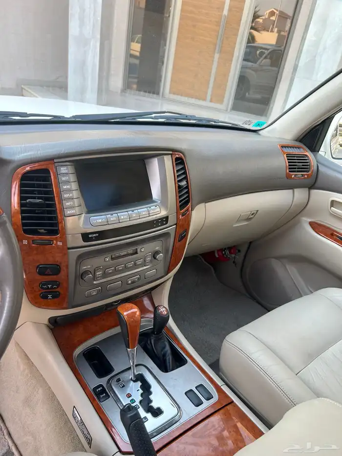 VXR 2006 لاندكروزر بريمي 29