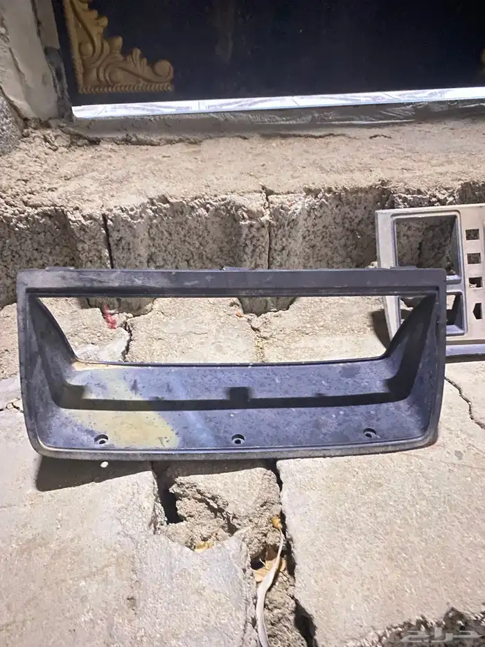 قطع غيار نوادر   ددسن نسان من 81 لين 83 0