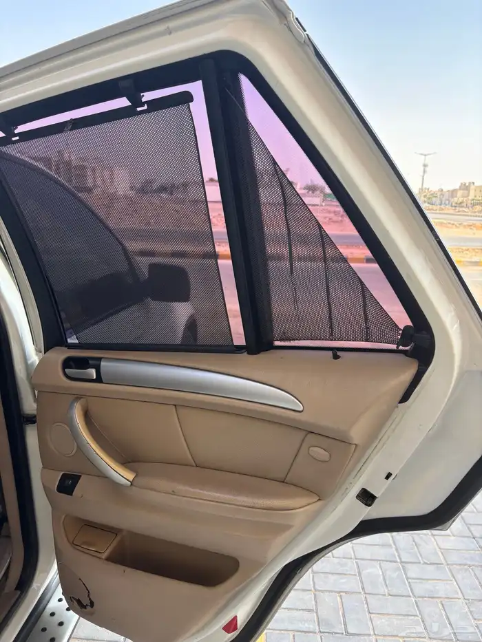 بي ام 5x موديل 2003 20