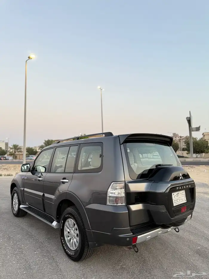 باجيرو 2015 4