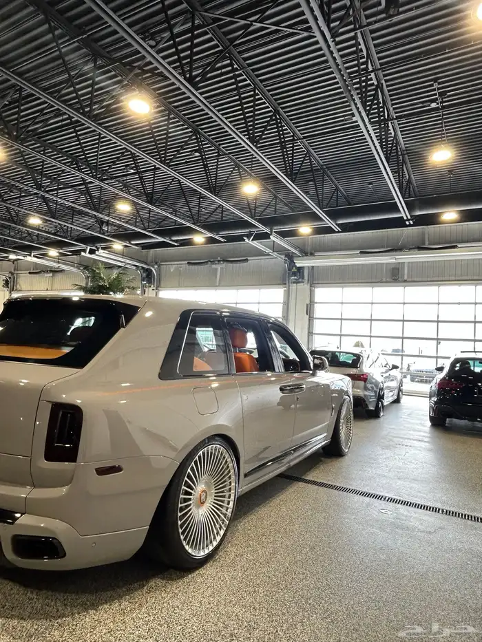 رولز رويس كولينان Rolls royes cullinan 2023 1