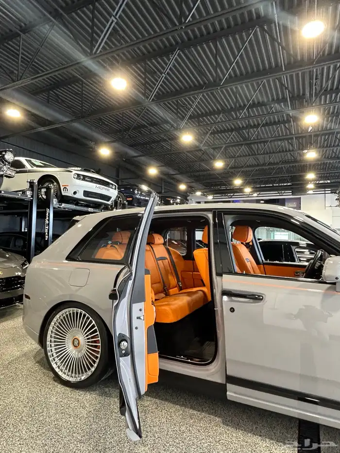 رولز رويس كولينان Rolls royes cullinan 2023 12