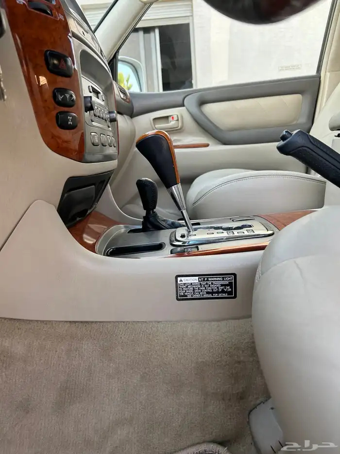 VXR 2006 لاندكروزر بريمي 31