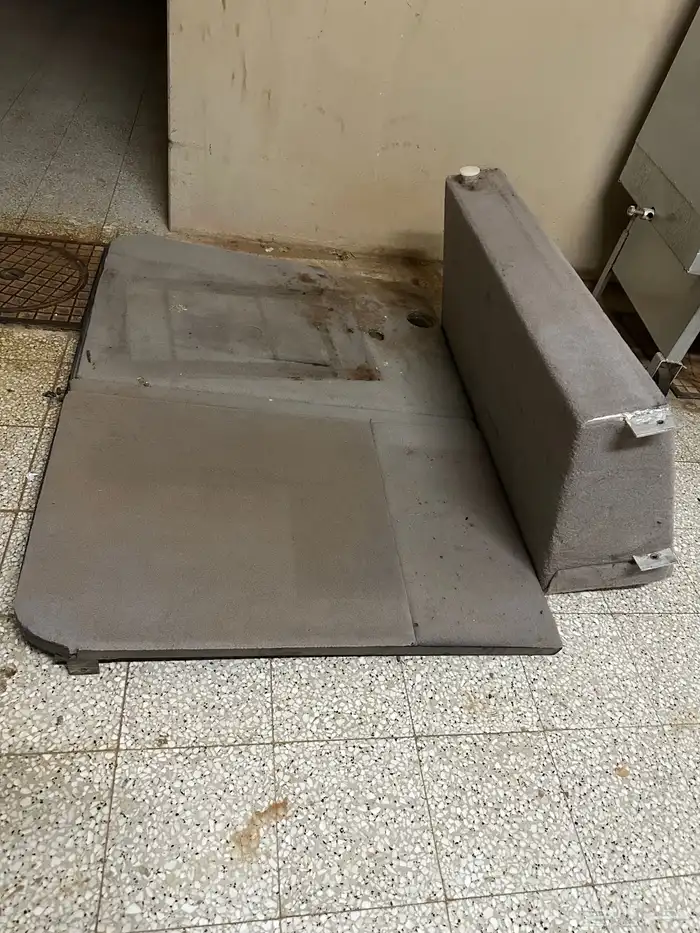 طبق وتانكي وقاعدة ثلاجة وطاولة ربع 1