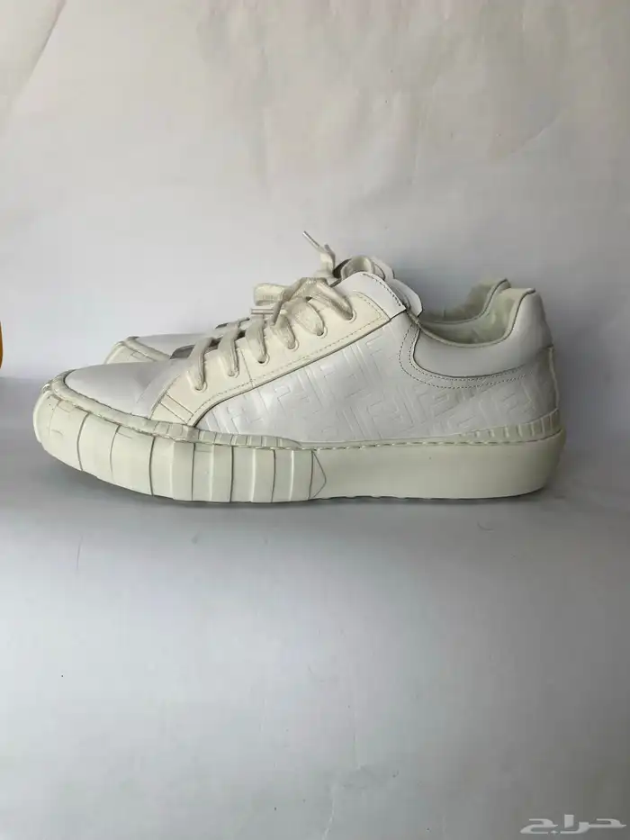 حذاء سنكرز فندي مقاس 44 Fendi Sneakers size 44 0