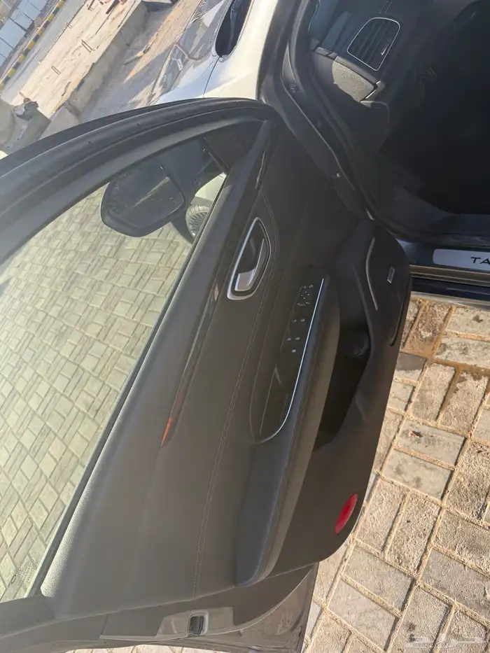 رينو تاليسمان 2018 8