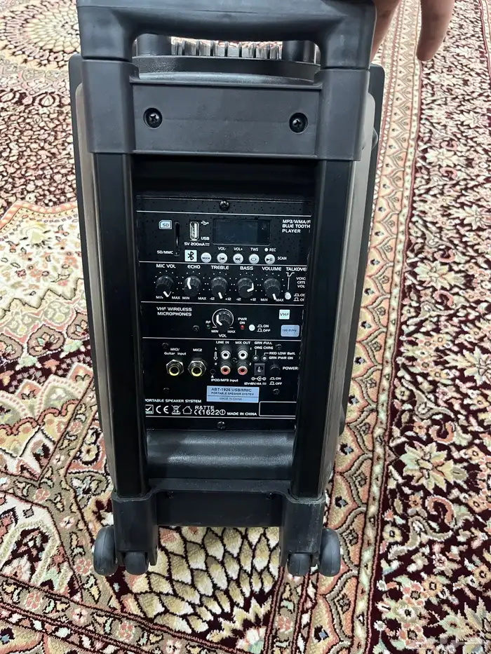 للبيع سماعه 200W-400W 2