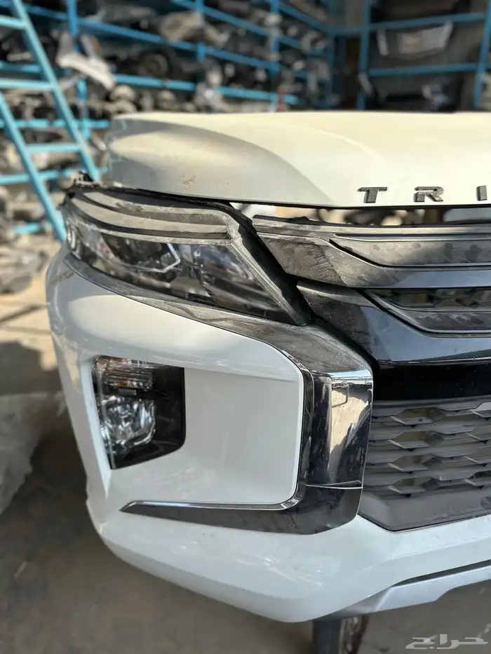 وجهيه مستوبيشي L200 من موديل 2020 لين 2023 5