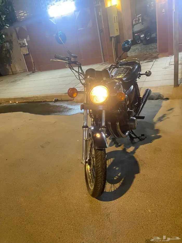 سوزوكي جي اس 1000 كلاسك 1