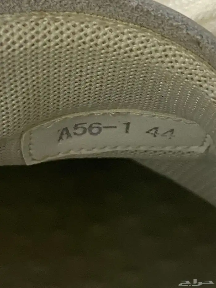 حذاء سنكرز فندي مقاس 44 Fendi Sneakers size 44 2