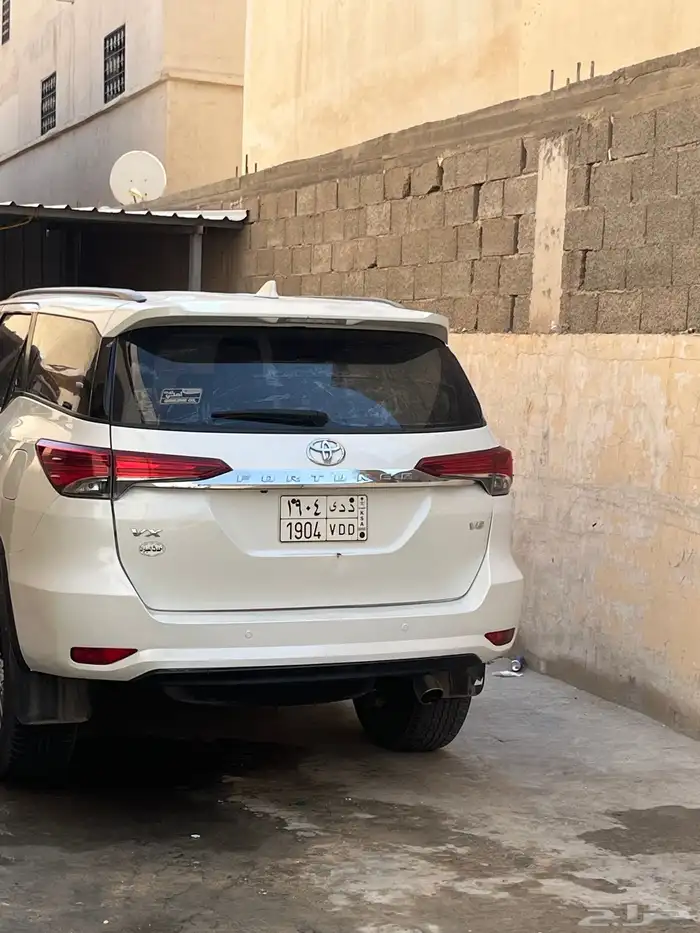 فورشنر مديل 2018 الممشى 130 الف المكينه شرط والقير شرط 1