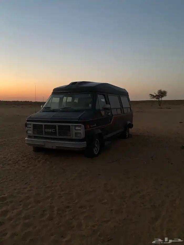 فان 9