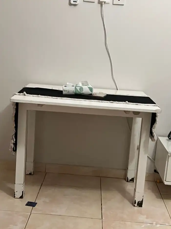 طاولات للبيع (طاوله شاشه) و طاوله طعام 0