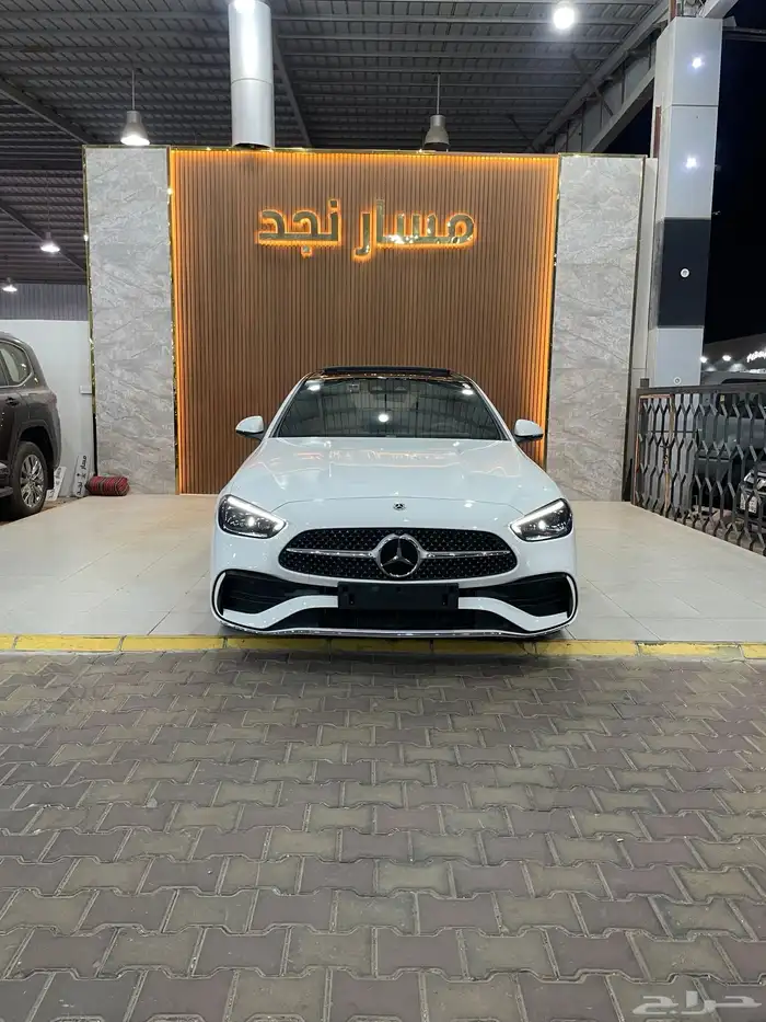 مرسيدس C300 موديل 2023 فل كامل 0