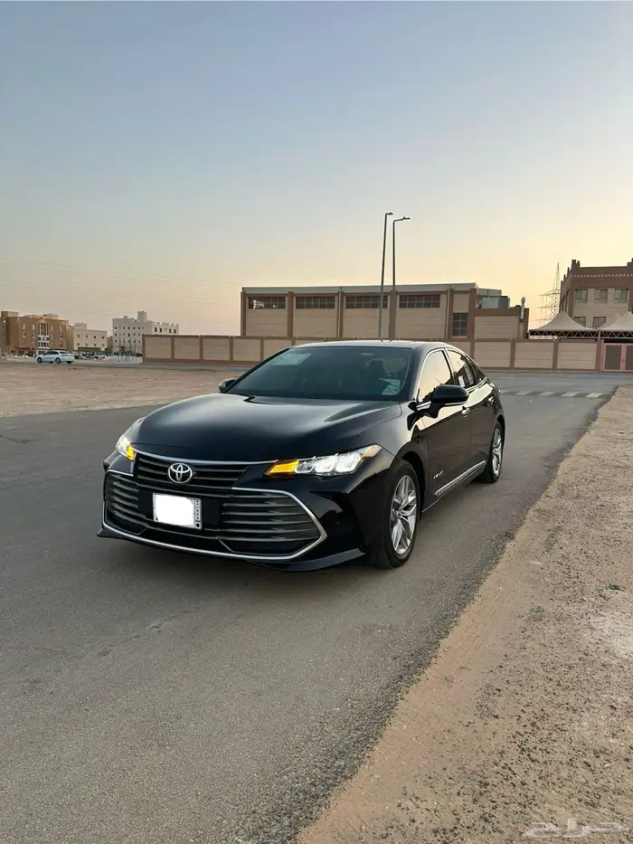 للبيع افالون اسود تورنج 2022 0