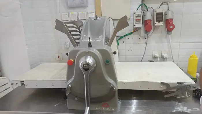 فرادة و خمارة 0