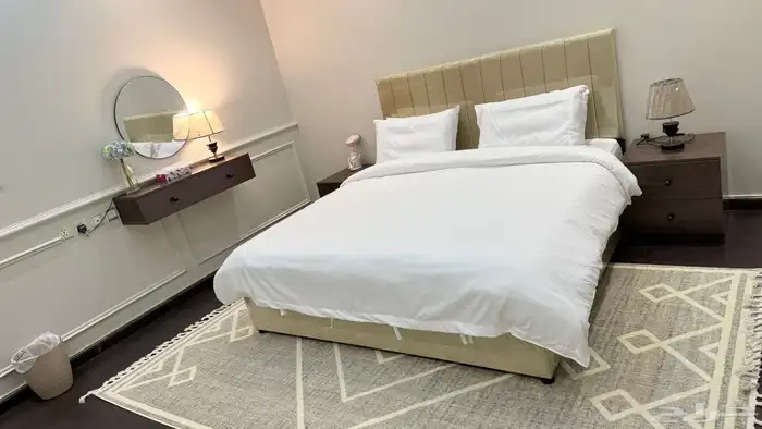 شقه للايجارابها في حجلا قريب المطار 2