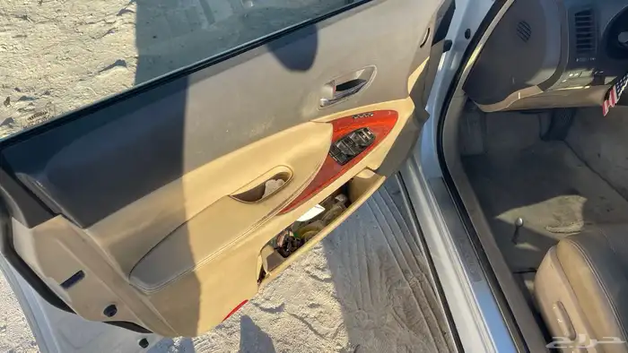 قطع غيار لكزسgs300 السياره في البحرين 30