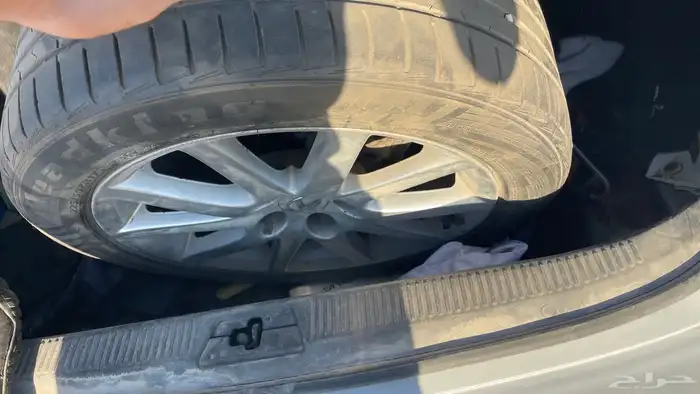 قطع غيار لكزسgs300 السياره في البحرين 7