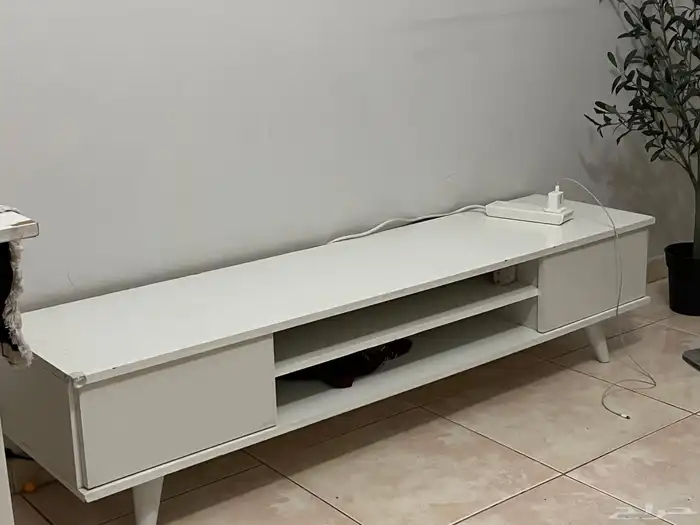 طاولات للبيع (طاوله شاشه) و طاوله طعام 3