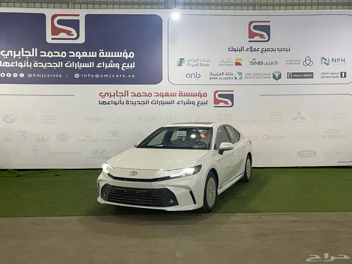 كامري LE بنزين موديل 2025 (يتوفر الالوان ) 0