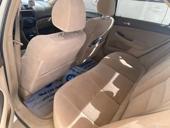 للبيع هوندا أكورد مستخدمة نظيفة 13