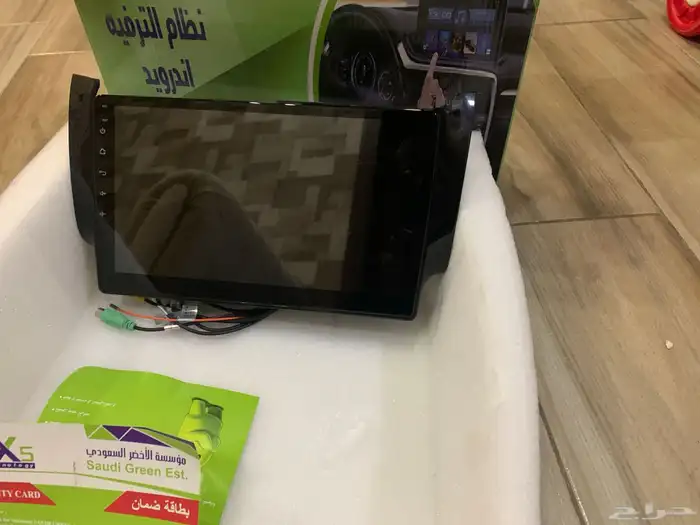 شاشه اندرويد يركب على جميع السيارة 0