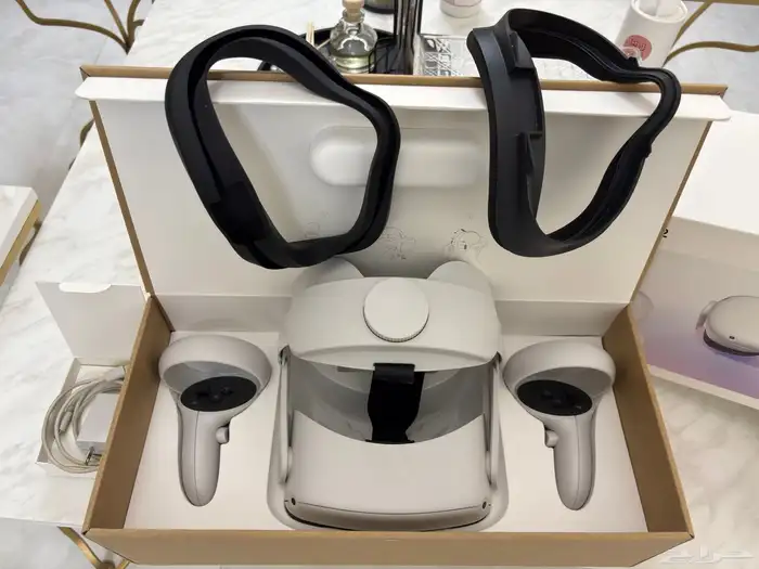 نظارة VR Quest 1