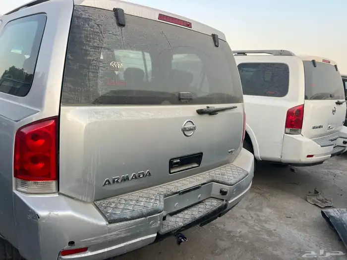 يوجد لدينا جميع أنواع قطع غيار النيسان البترول والتيوتا 11