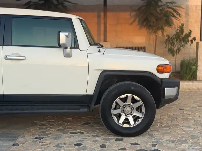 اف جي 2014 عبداللطيف جميل ( ثاني مالك ) 17